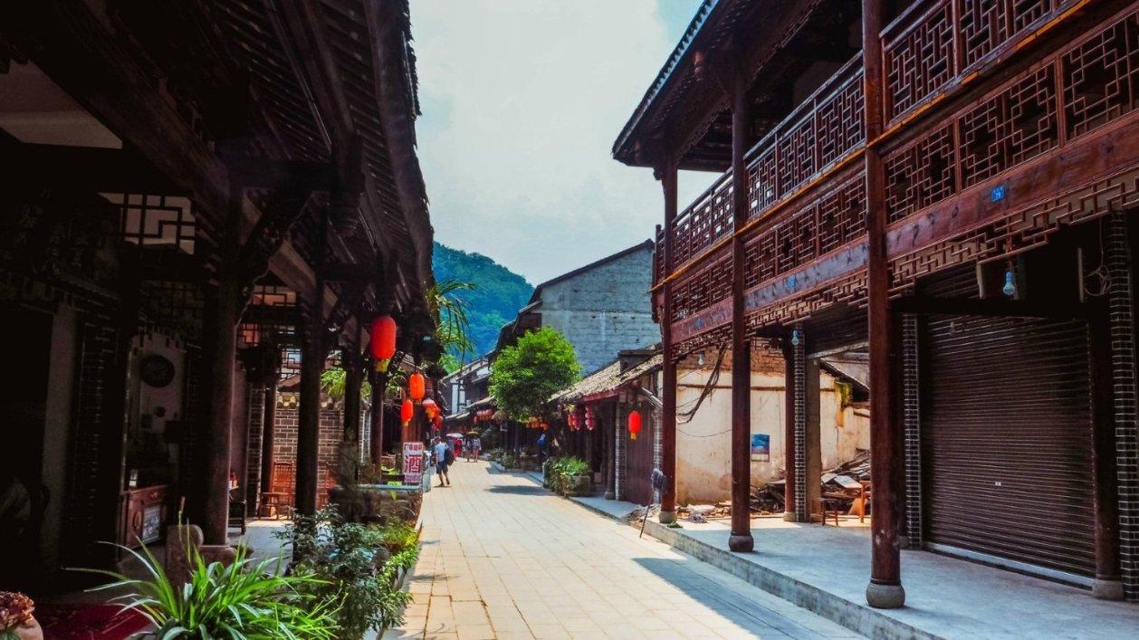 探索智慧世界,畅享王允对吕布和董卓说貂蝉是女儿和家妓身份,这两种身份有何区别?问答平台